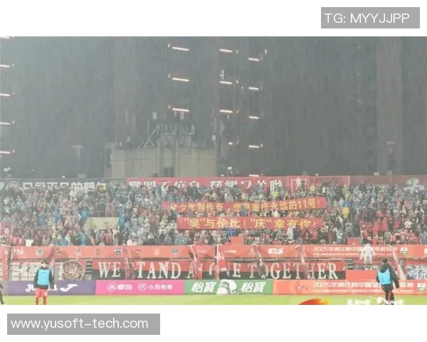 中甲联赛激战武汉与深圳球队争夺胜利的精彩对决即将上演 中甲联赛激战武汉与深圳球队争夺胜利的精彩对决即将上演